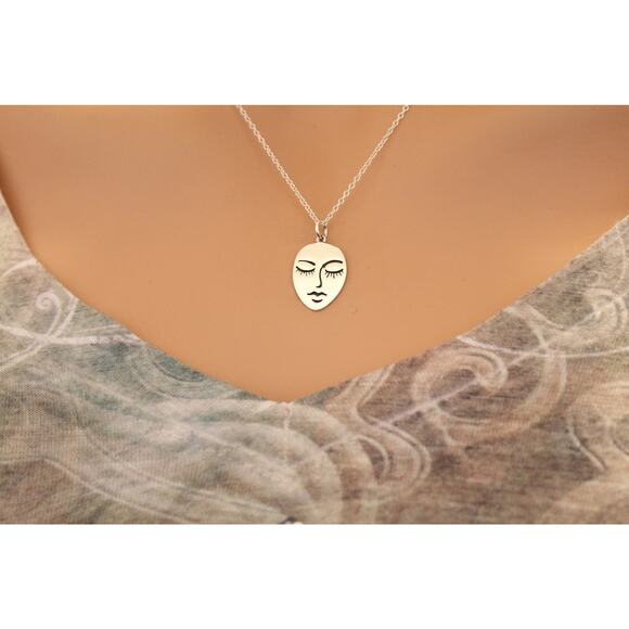 Sterling Silver Stylized Etched Face Charm Pendant Necklace - Picture 1 of 4